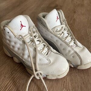 Jordan Kids Sneakers in White and Red - Size 1, Big Kid